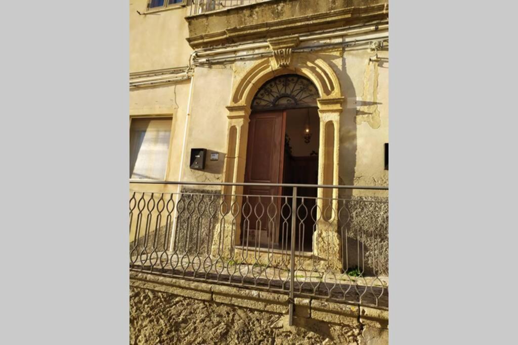Villa Casa Ad Assoro, Al Centro Della Sicilia Exterior foto